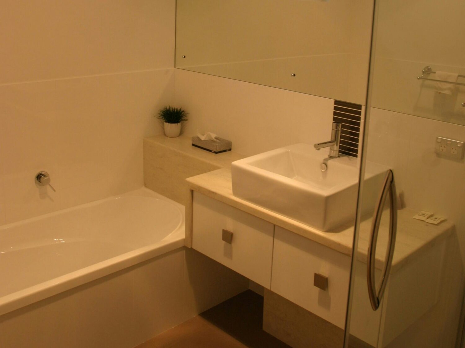 Clearwater Motel Apartments, Esperance, Western Australia