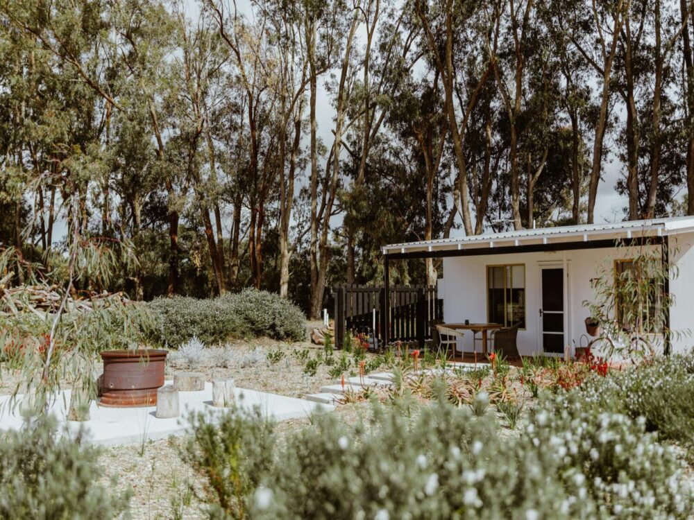cottage+external